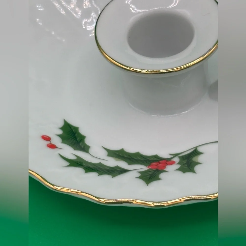 Vintage Christmas Holly Berries Finger Loop Taper Candle Holder Japan 5”